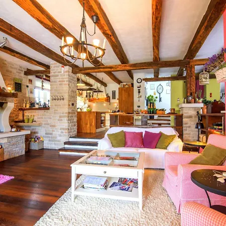 Villa Lush With Artistic Interiors Pool *