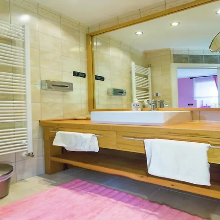 In With Private Pool *