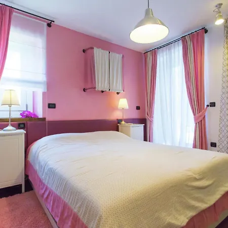 Lush With Artistic Interiors Pool Villa Baderna