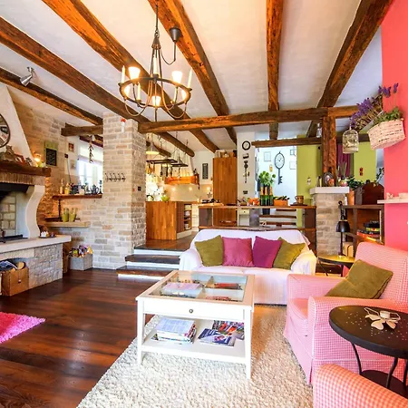 Villa In With Private Pool *