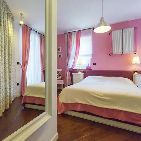 In With Private Pool Villa Baderna