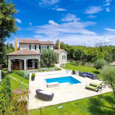 In With Private Pool * Baderna