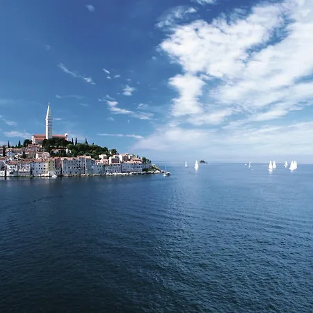 In With Private Pool Baderna