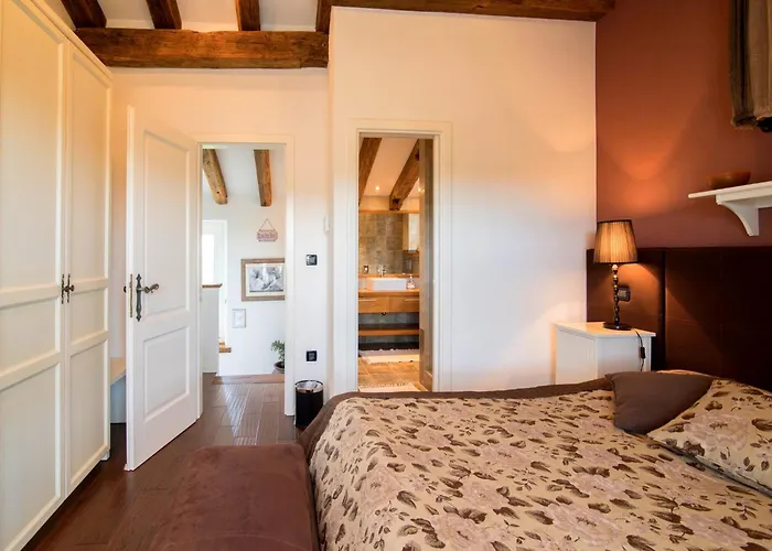 In With Private Pool Βίλα