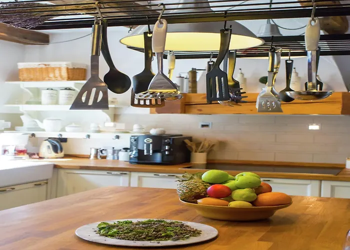 Βίλα In With Private Pool Baderna